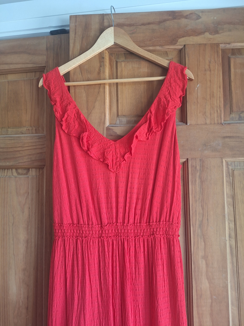 Bright Red Maxi Summer Dress Woth Ruffle Neckline And Open Back - Picture 2 of 6